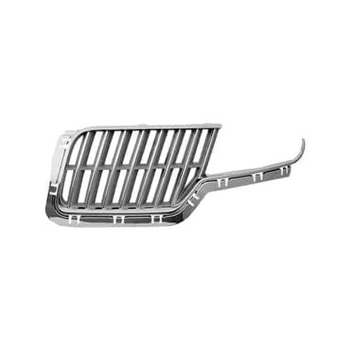 Front Right Grille Chrome and Silver without Sport Appearance Package