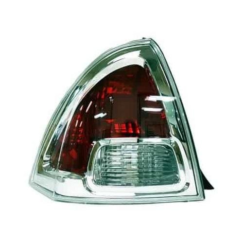 Tail Lamp Lens & Housing 2006-2009 Ford Fusion