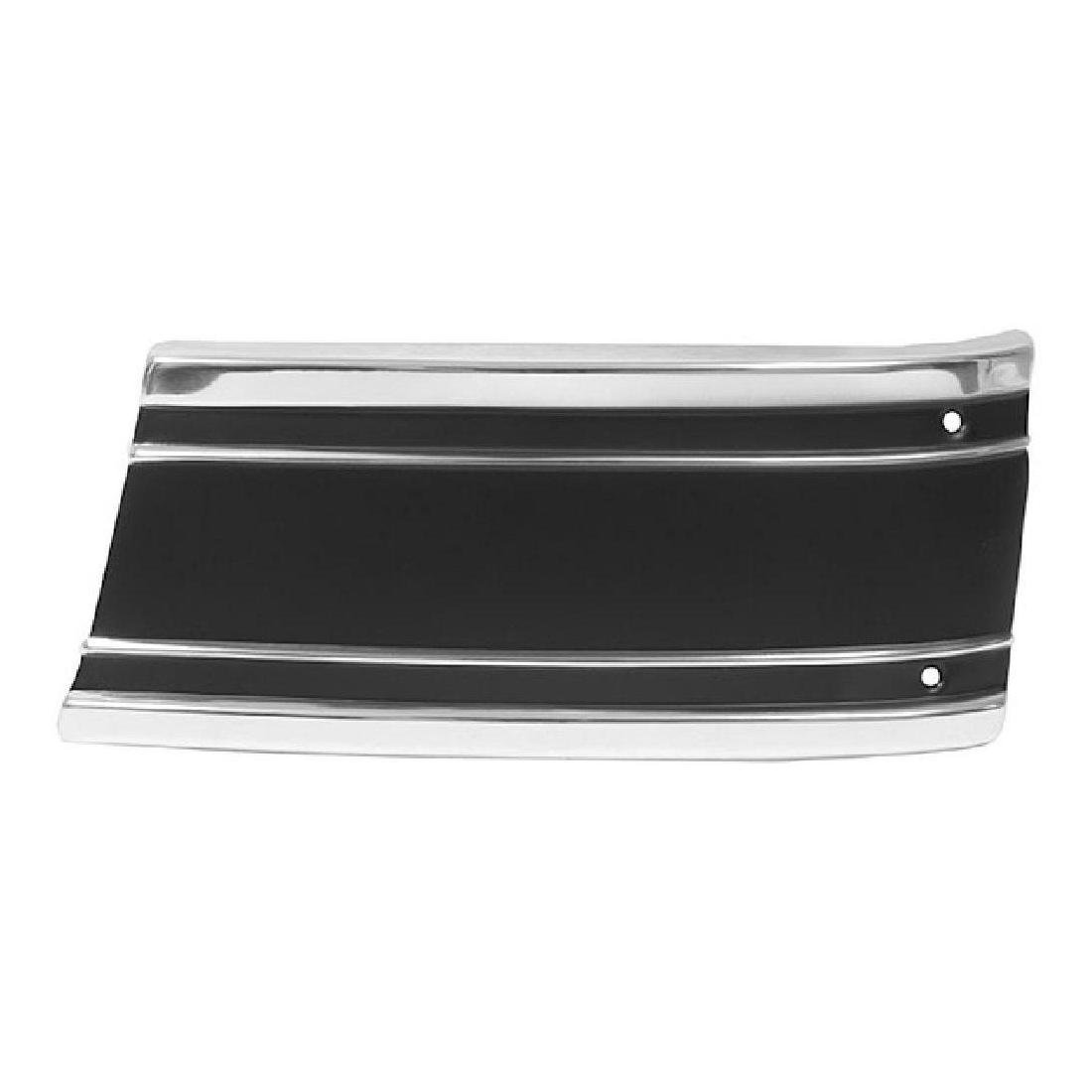 Front Left Fender Lower Front Molding Black