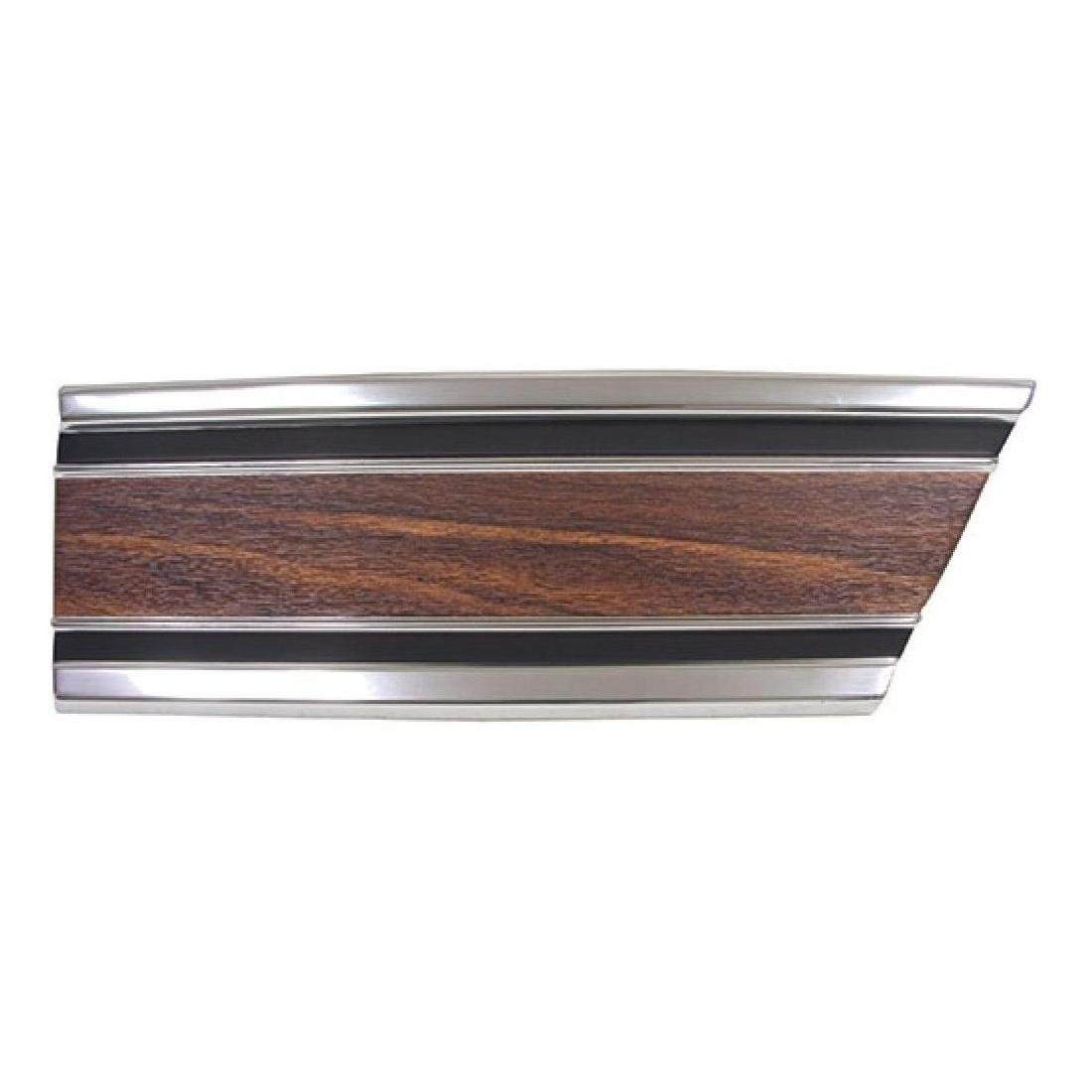 Front Right Fender Lower Rear Molding Woodgrain