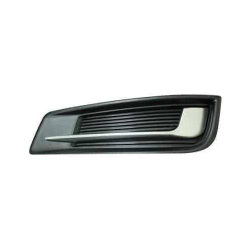 Front Left Bumper Fog Hole Cover for use without Daytime Running Lights Black with Chrome Molding