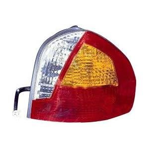 Passenger Side Tail Lamp 2001-2004 Hyundai Santa Fe