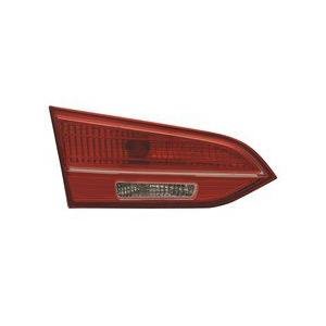 Driver Side Inner Tail Light Assembly 2013-2016 Hyundai Santa Fe