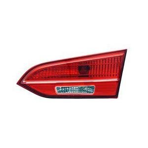 Passenger Side Inner Tail Light Assembly 2013-2016 Hyundai Santa Fe
