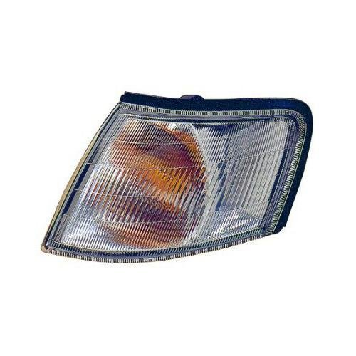 Front Left Park Lamp Assembly in Corner of Fender