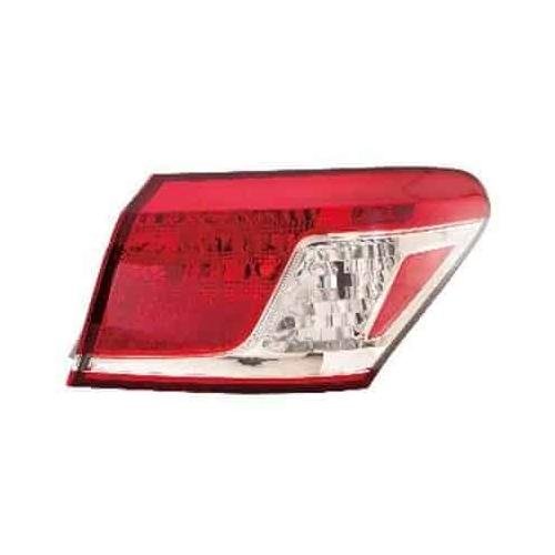 Rear Right Tail Lamp Lens and Housing Outer On Body