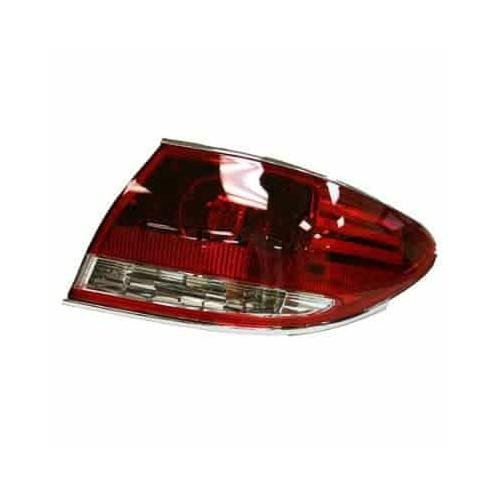 Rear Right Tail Lamp Outer Lens and Housing