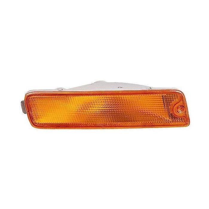 Front Right Signal Lamp in Bumper
