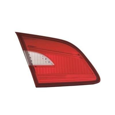 NI2803111C Rear Light Tail Lamp Lens & Housing 2016-2019 Nissan Sentra 265503YU5A