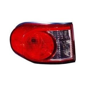 Driver Side Tail Light Assembly 2007-2011 Toyota FJ Cruiser