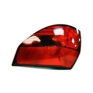 Passenger Side Tail Light Assembly 2004-2005 Toyota Sienna