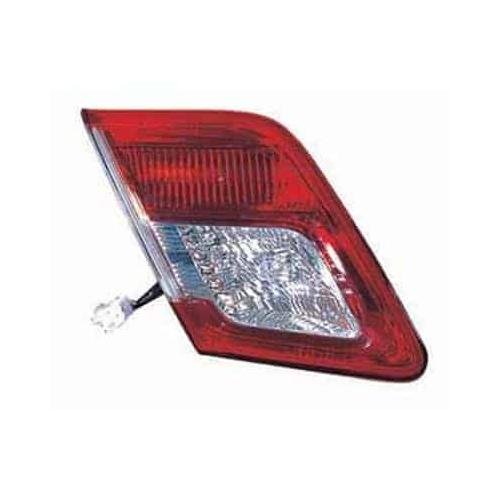 Driver Side Inner Tail Light Assembly 2010-2011 Toyota Camry