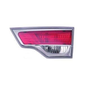 Passenger Side Inner Tail Light Assembly 2014-2016 Toyota Highlander